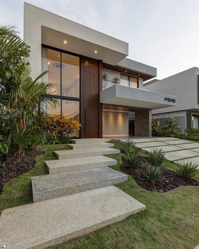 8525e526396355a63038b111484f5e8d